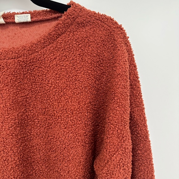 Sky and Sparrow Sweater - Picture 2 of 9